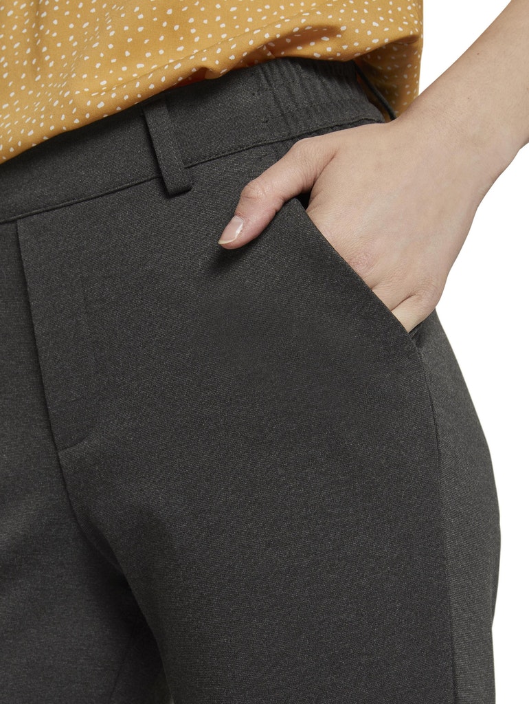 Constructed knitted pants