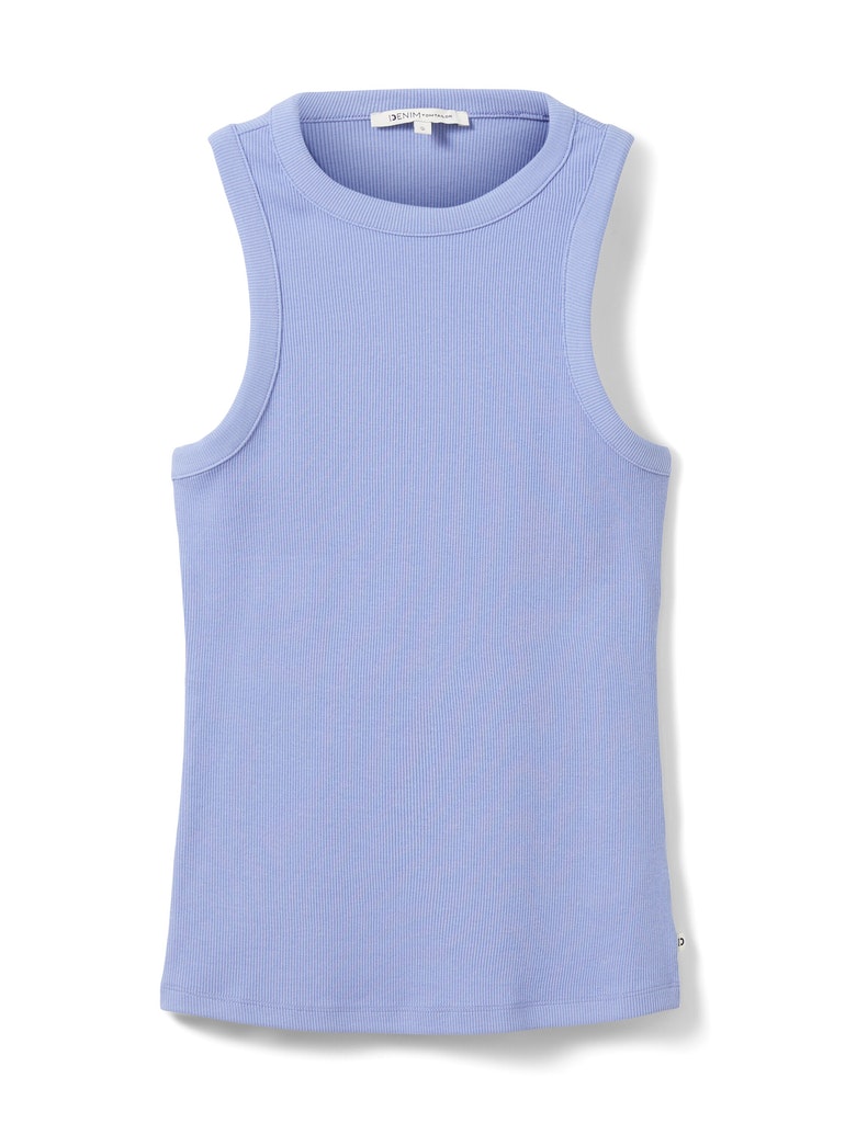 fitted tanktop