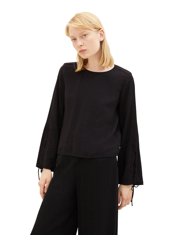 Bluse mit Schnürung