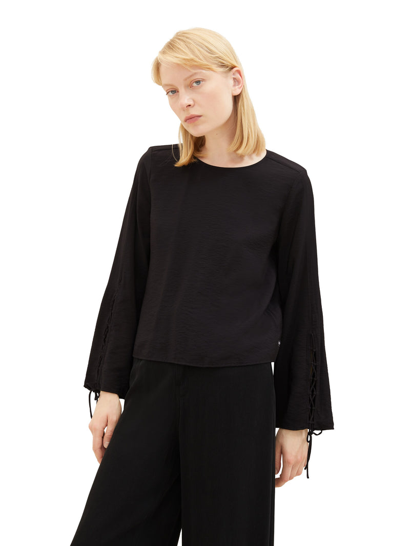 Bluse mit Schnürung