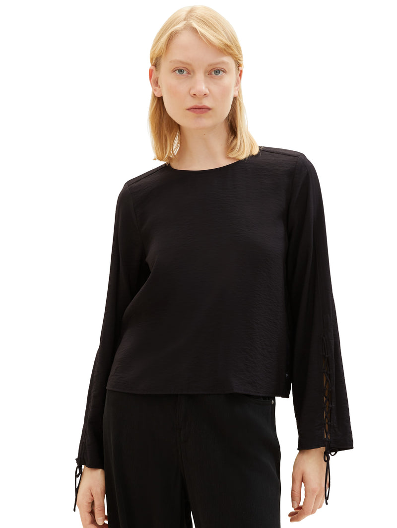 Bluse mit Schnürung