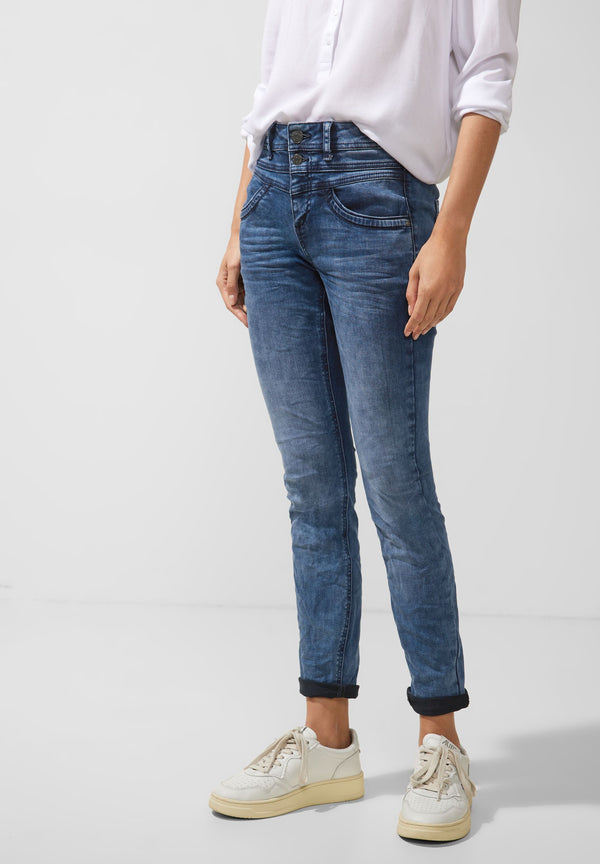 Slim Fit Jeans in High Waist